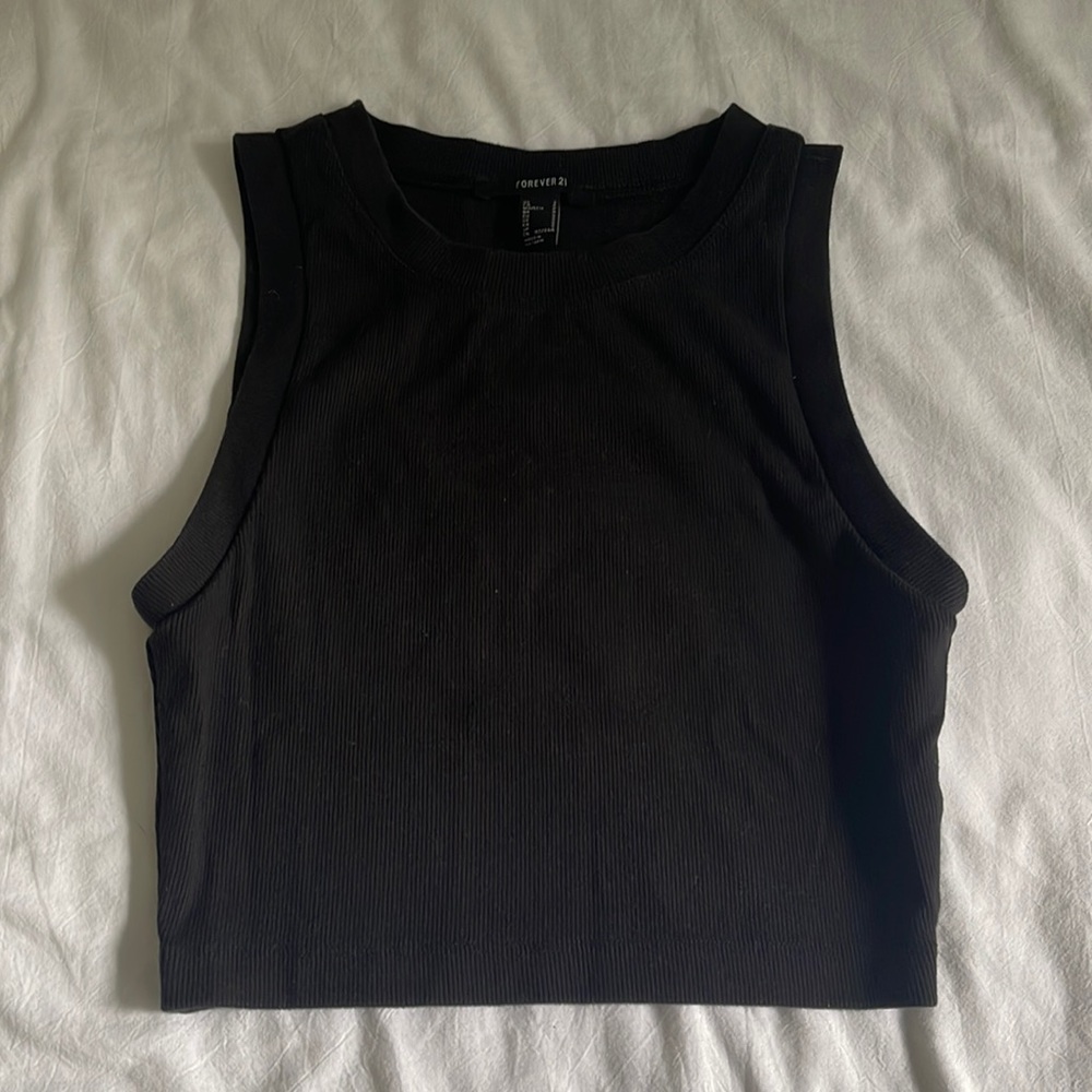 Forever 21 black crop top